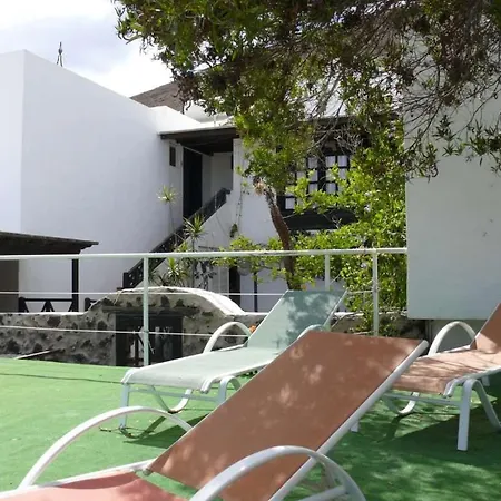 Sleeps 8 Pool Wifi Villa