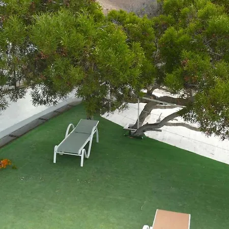 فيلة Sleeps 8 Pool Wifi
