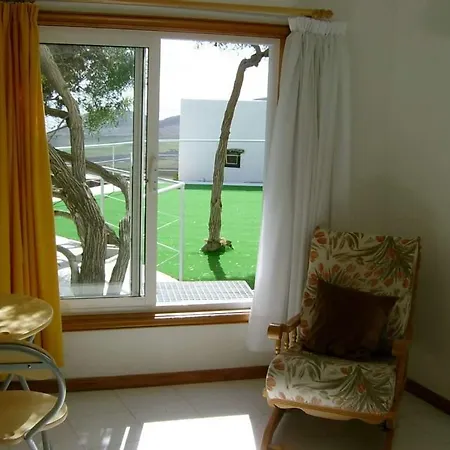 Sleeps 8 Pool Wifi Villa Uga